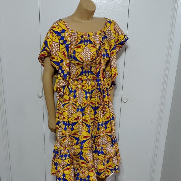 👗♻️ African Patterned Dress - Picture 11 of 11